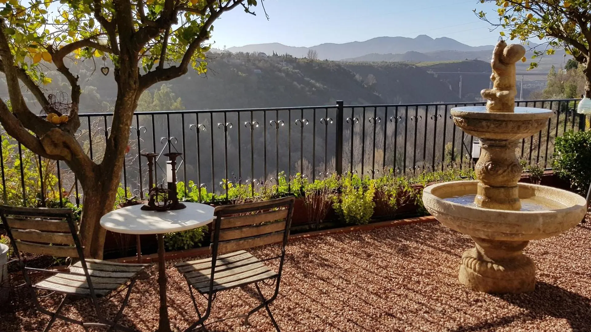 Casa El Olivo, Landhaus Mit Bergblick Durcal Spain